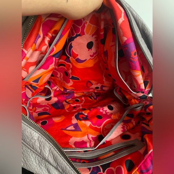 Marc by Marc Jacobs Gray Large Travel Satchel Crossbody - Picture 7 of 13